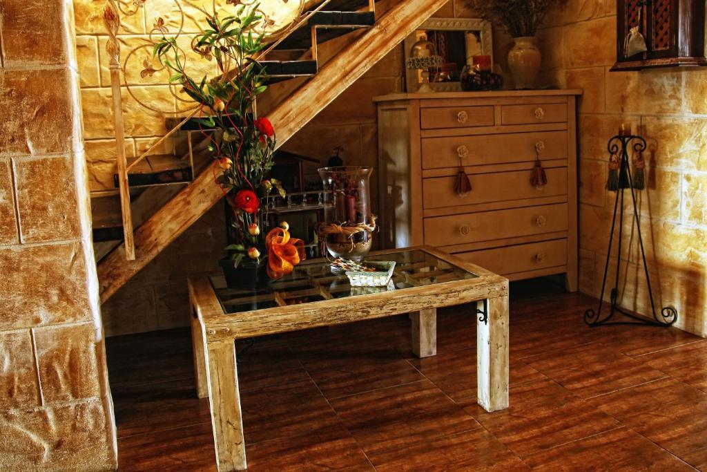 Laurel de la Reina Bed&Breakfast - Boutique La Zubia  Extérieur photo