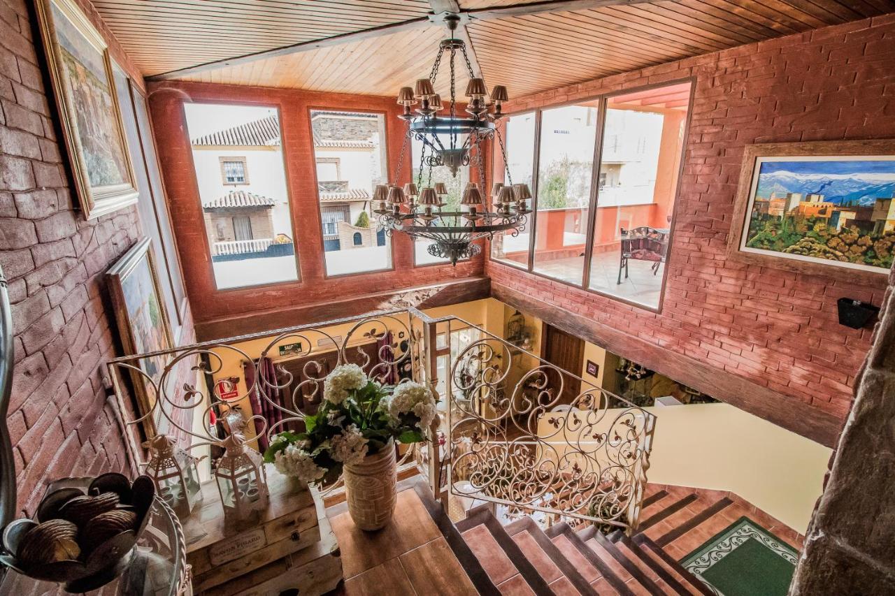 Laurel de la Reina Bed&Breakfast - Boutique La Zubia  Extérieur photo