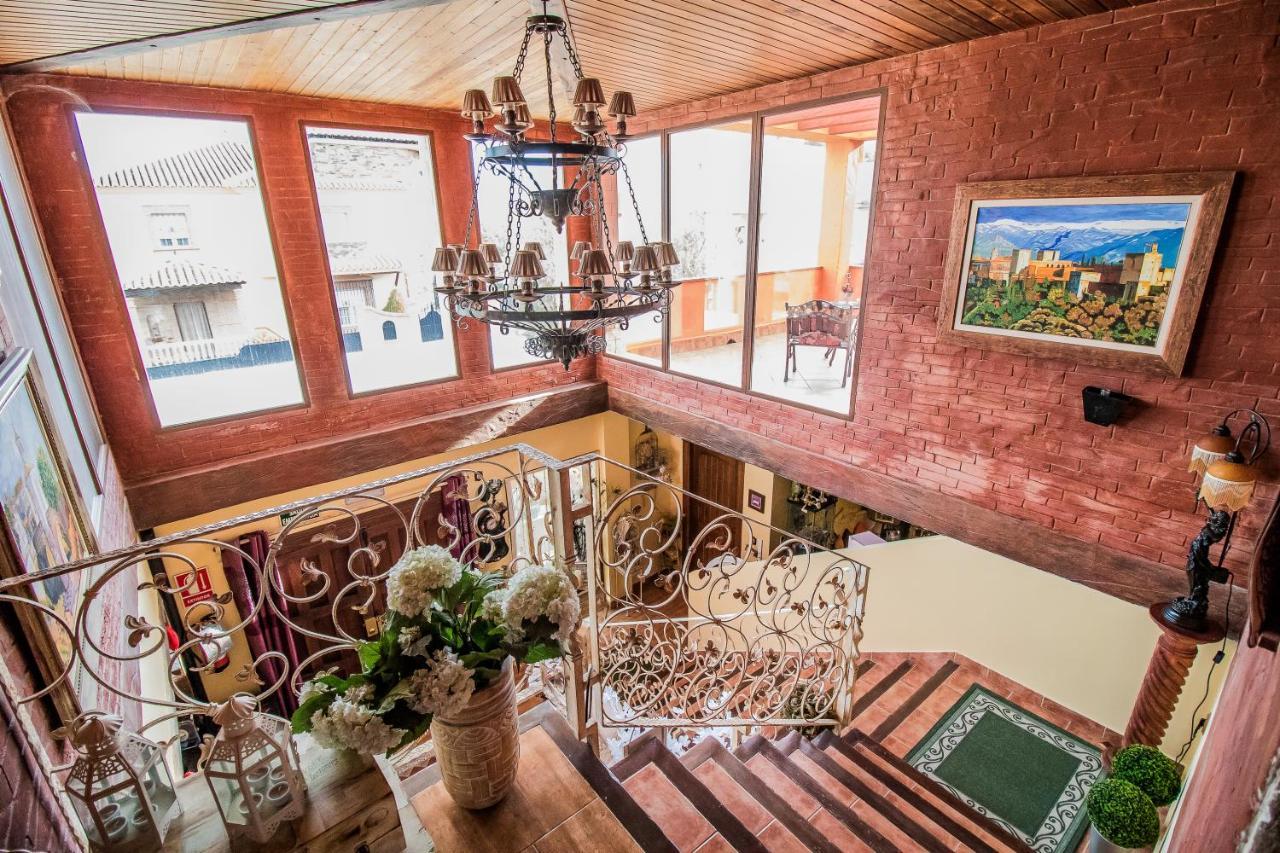 Laurel de la Reina Bed&Breakfast - Boutique La Zubia  Extérieur photo